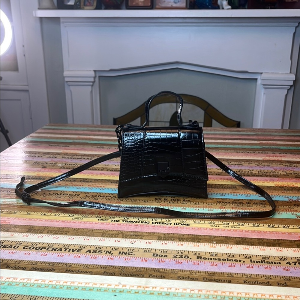 Black Crocodile-Embossed Women's Bag